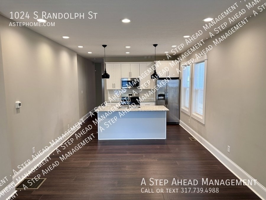 1024 S Randolph - Amazing 3 Bed/2.5 Bath Townhome property image