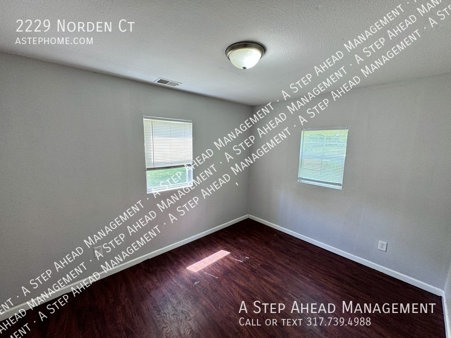 2229 Norden Ct -2 Bed/1 Bath Duplex - Recently Renovated & Move in property image