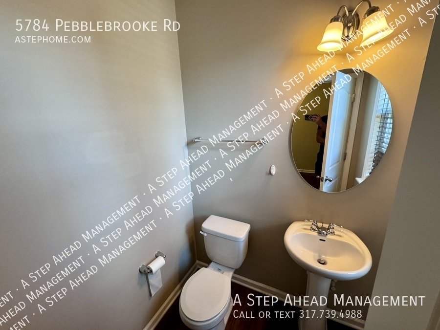 5784 Pebblebrooke-3 Bed/2.5 in Whitestown property image