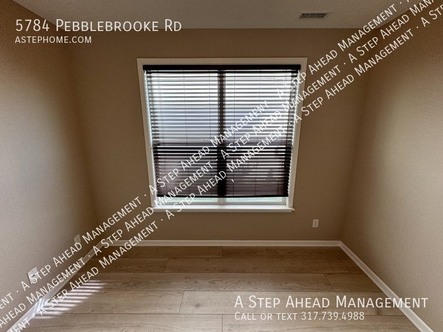 5784 Pebblebrooke-3 Bed/2.5 in Whitestown property image