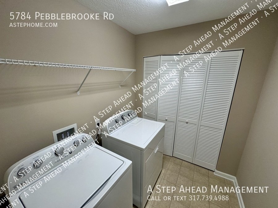 5784 Pebblebrooke-3 Bed/2.5 in Whitestown property image