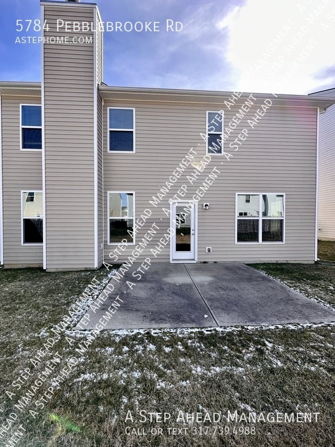 5784 Pebblebrooke-3 Bed/2.5 in Whitestown property image